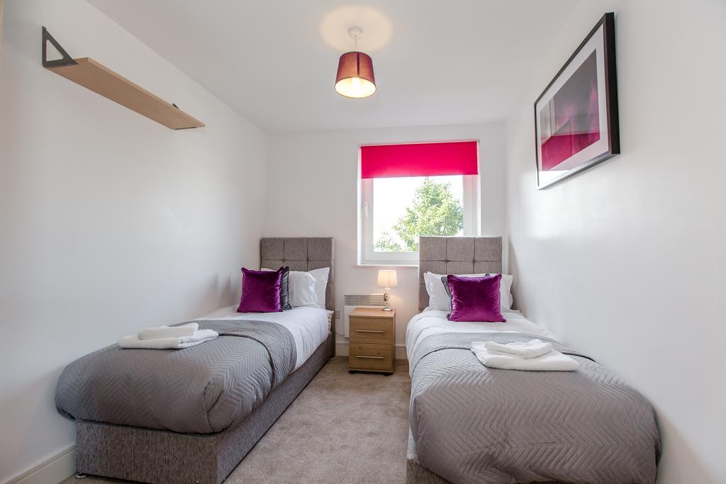 ✪ Ideal Ipswich ✪ Serviced Quays Apartment - 2 Bed Perfect For Felixstowe Port/A12/Science Park/Business Park ✪ Bagian luar foto